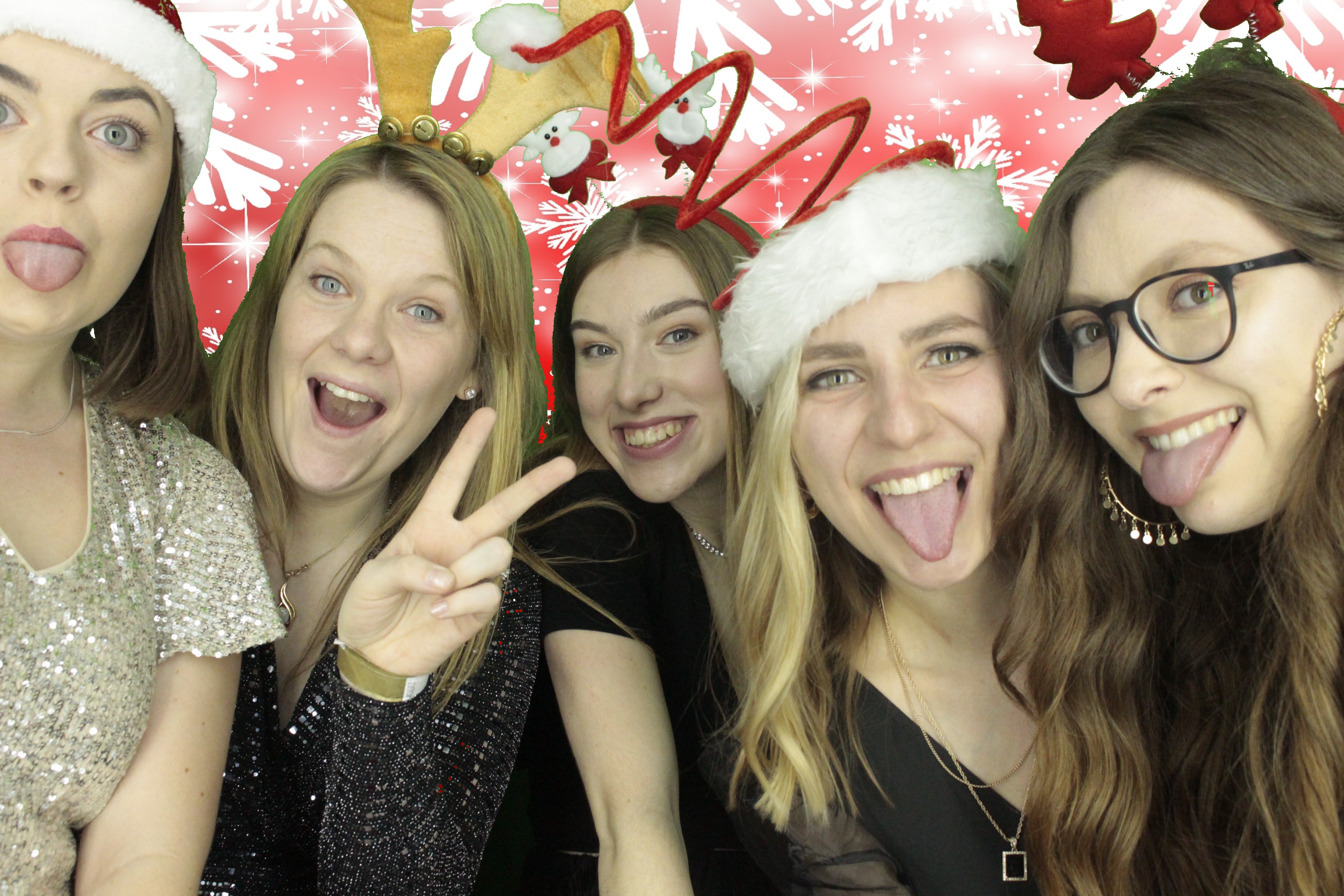 Waitrose Christmas Party 2019 | View more photos from the event at gallery.myphotoboothexperience.co.uk/u/MyPhotoBoothExperienceLtd/Waitrose-Christmas-Party-2019